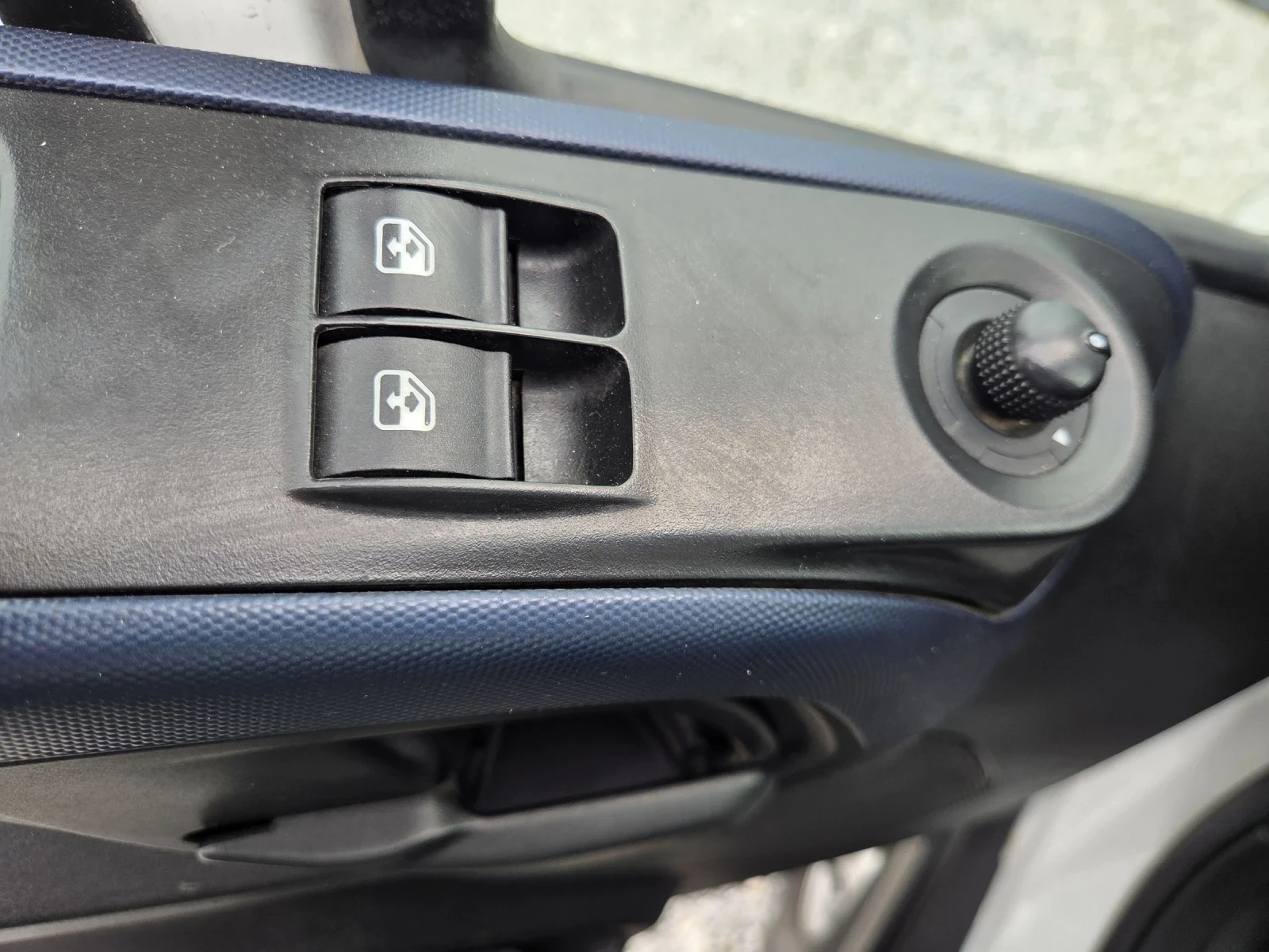 Iveco Daily 35c16, Самосвал, Климатик, 4.20 метра, До 3.5 тона, снимка 13 - Бусове и автобуси - 54230899