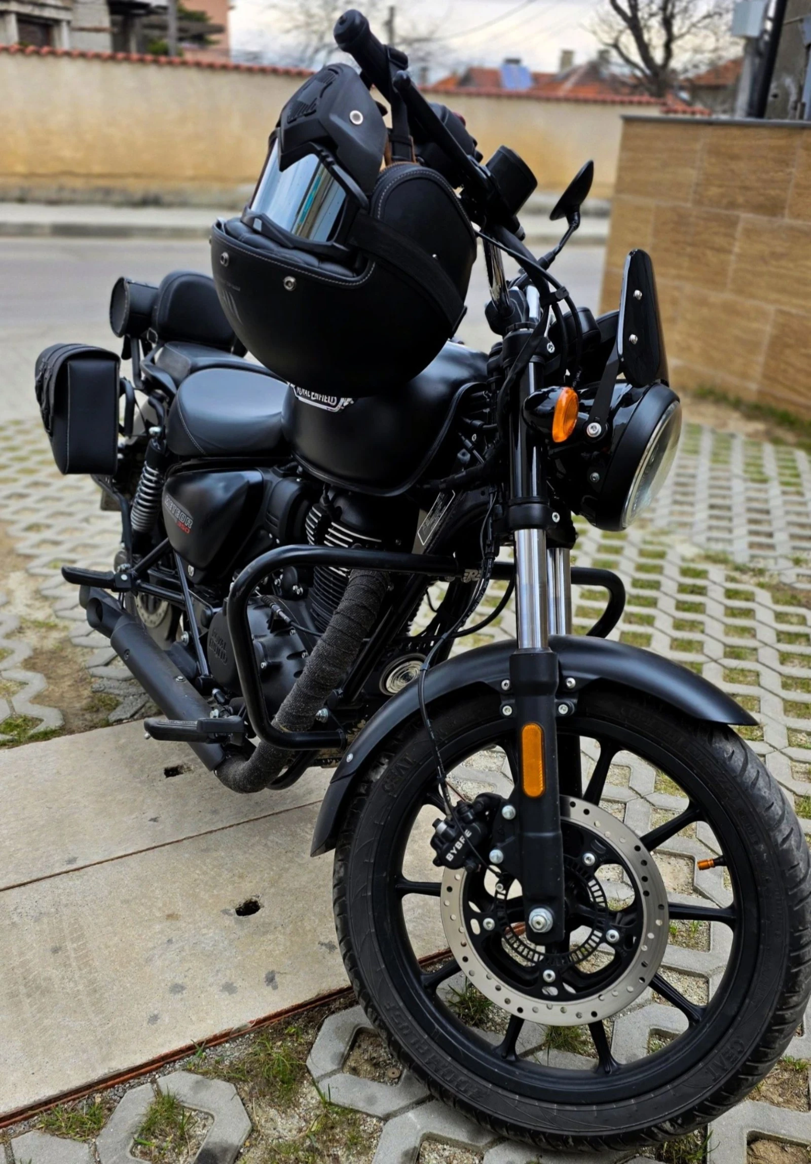 Royal Enfield Meteor