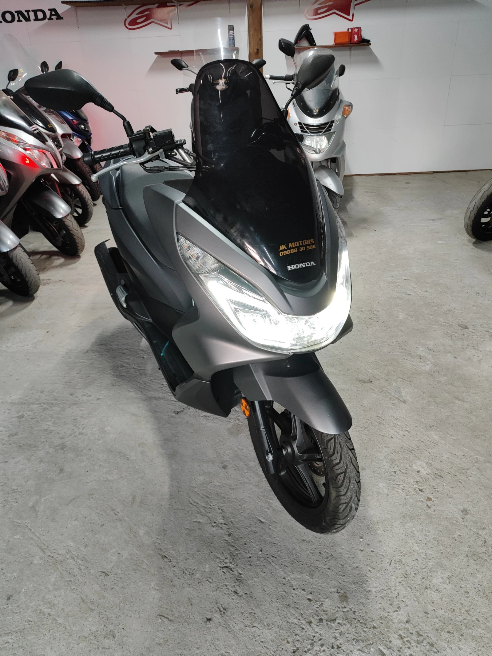 Honda Pcx 125 start stop system 