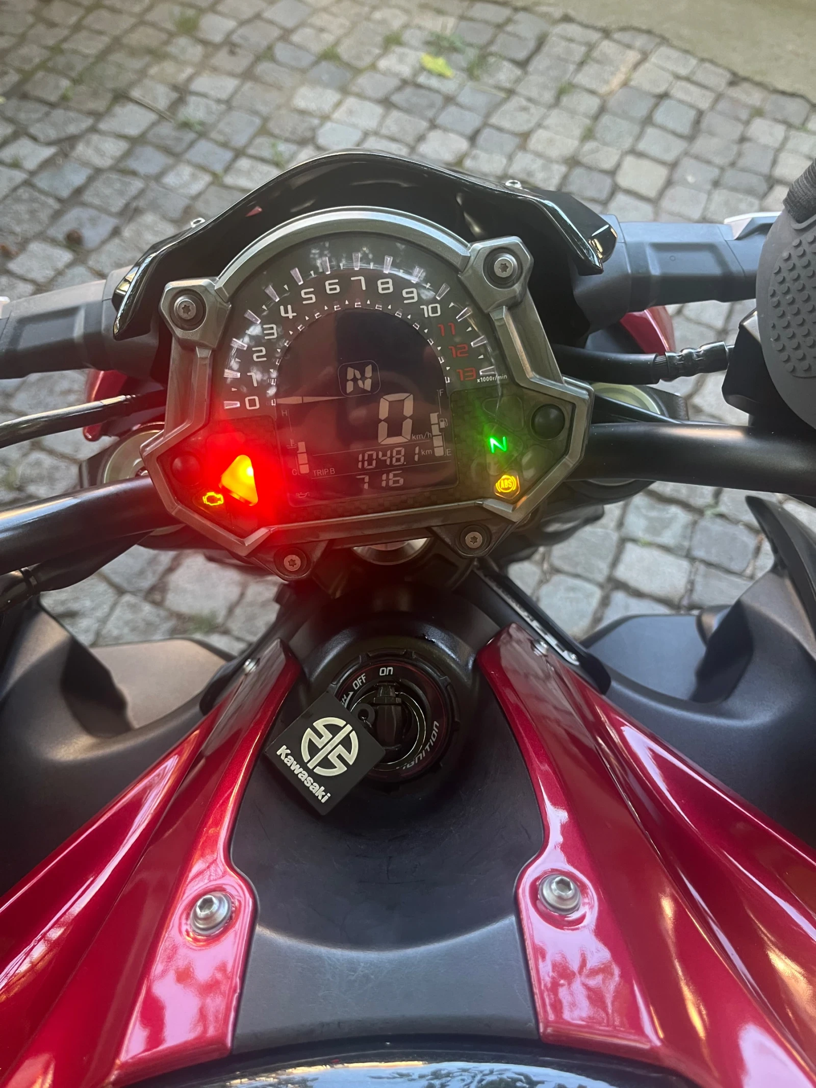 Kawasaki Z, снимка 13 - Мотоциклети и мототехника - 55513770