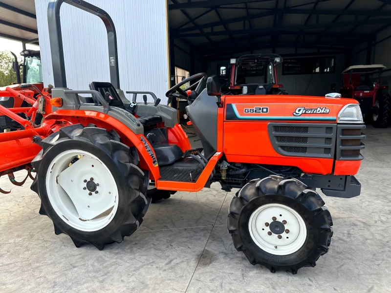 Трактор Kubota GB20, снимка 1 - Селскостопанска техника - 47301753