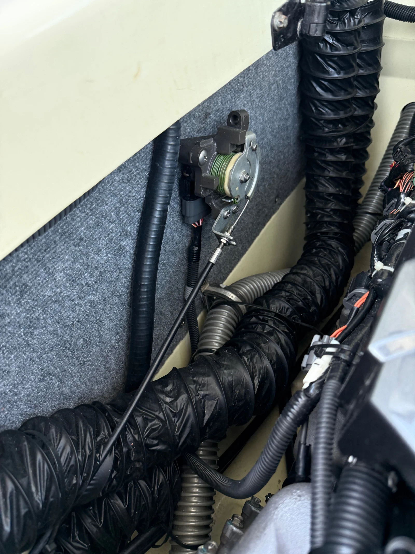 Лодка Yamaha AR 192   1.8 supercharger , снимка 13 - Воден транспорт - 56075388