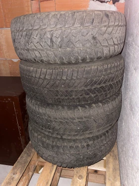 Гуми Зимни 195/60R15, снимка 2