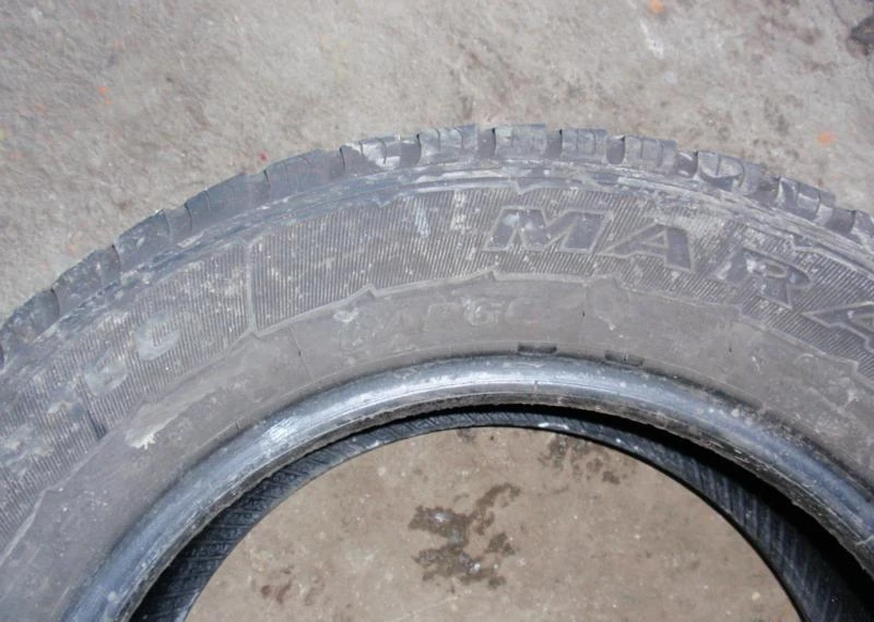 Гуми Летни 215/65R16, снимка 10 - Гуми и джанти - 6103727