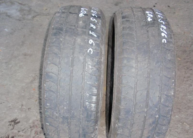 Гуми Летни 215/65R16, снимка 3 - Гуми и джанти - 6103727