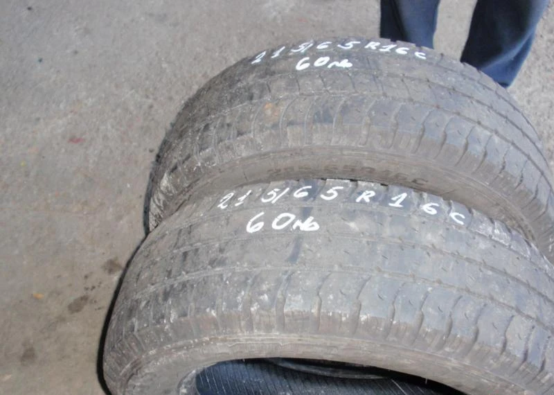 Гуми Летни 215/65R16, снимка 6 - Гуми и джанти - 6103727