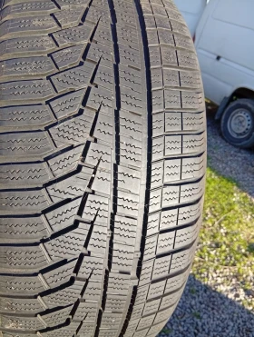 Гуми Зимни 205/50R17