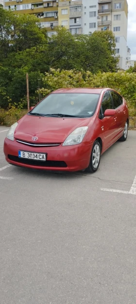 Toyota Prius 1.5 Hybrid + газ, снимка 1