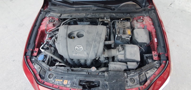 Mazda 3 2.5i, снимка 12 - Автомобили и джипове - 45102164
