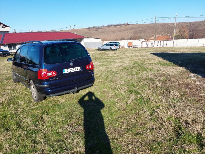 VW Sharan 1.9TDI, снимка 4 - Автомобили и джипове - 47728551