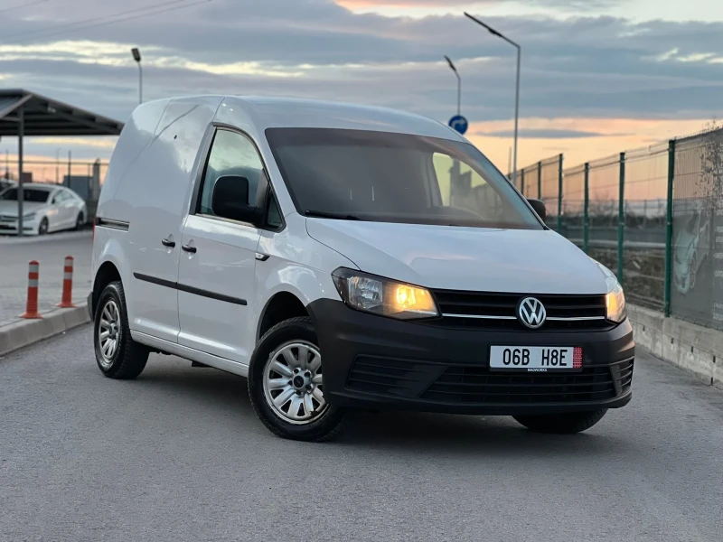 VW Caddy, снимка 1 - Автомобили и джипове - 48357377