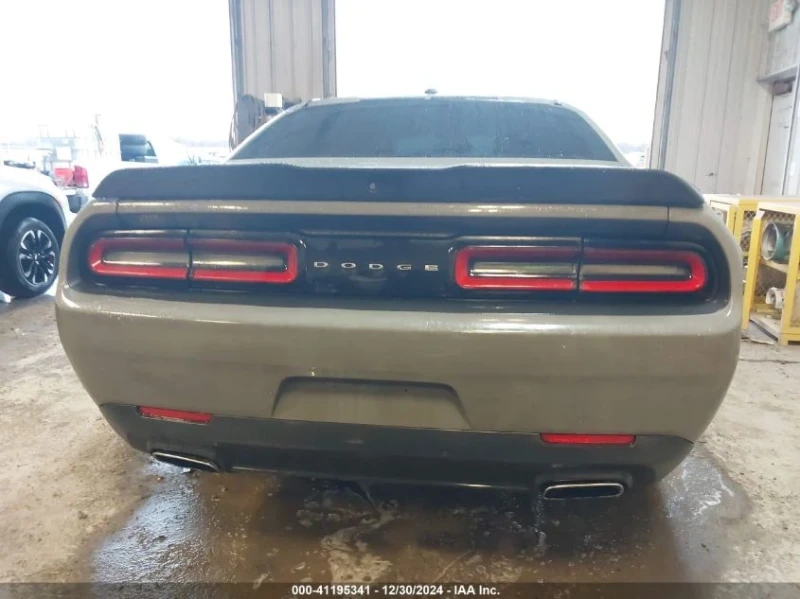 Dodge Challenger, снимка 5 - Автомобили и джипове - 48720156