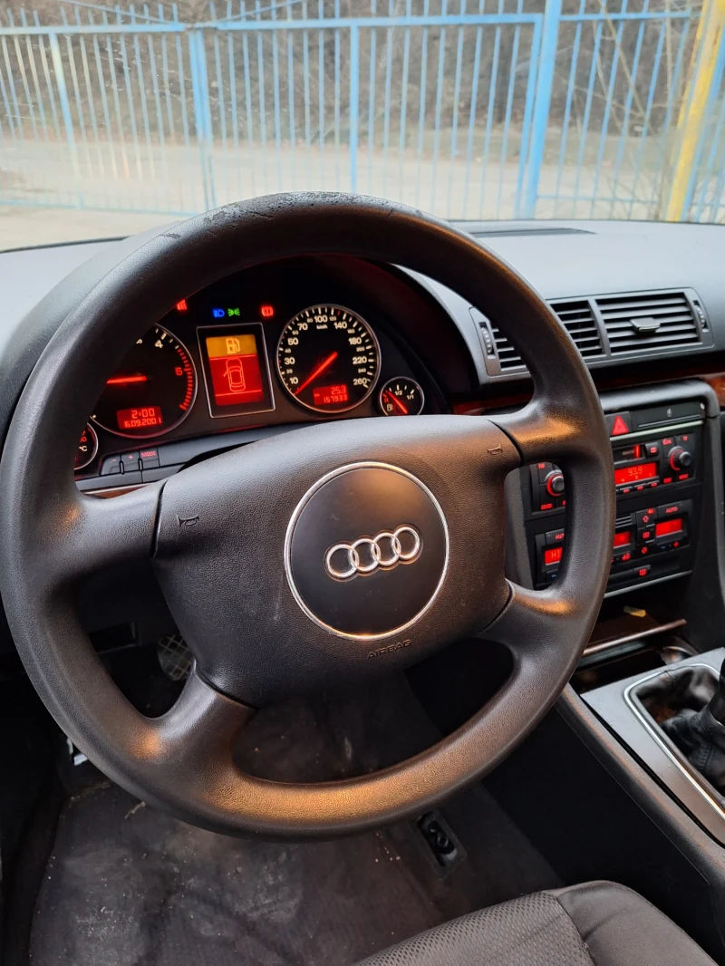 Audi A4 1.9TDI, снимка 5 - Автомобили и джипове - 48933713