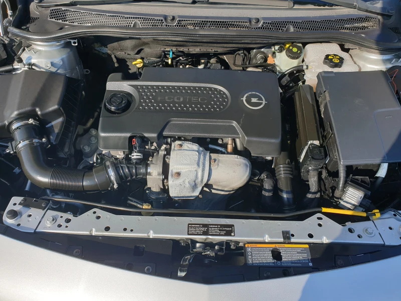 Opel Astra Diesel 5 вр., снимка 16 - Автомобили и джипове - 49010386