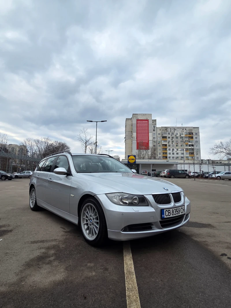 BMW 325 XI, снимка 4 - Автомобили и джипове - 49292016