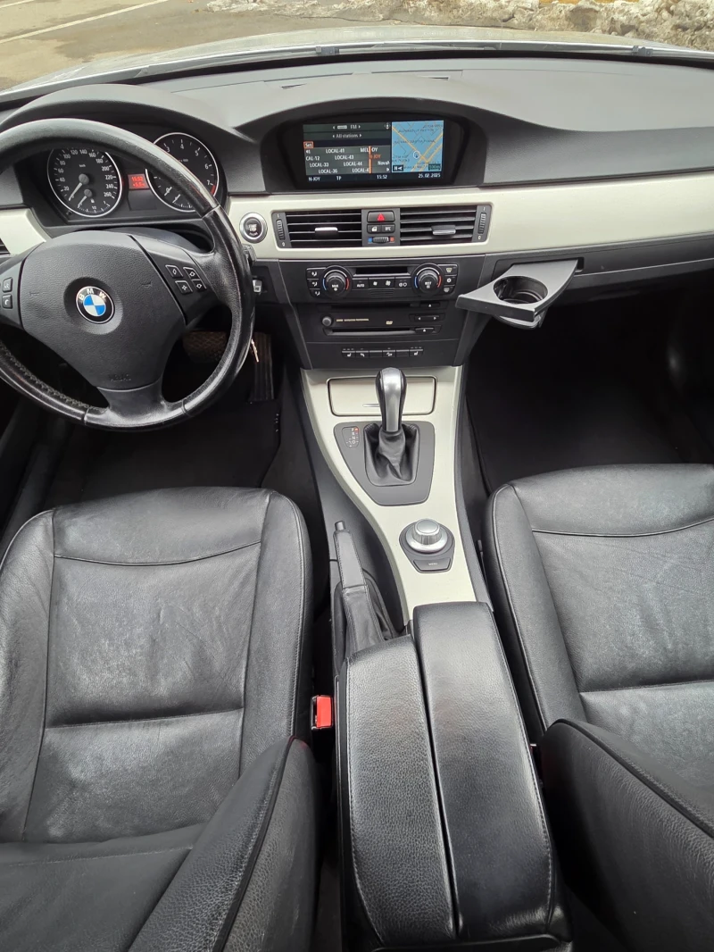 BMW 325 XI, снимка 15 - Автомобили и джипове - 49292016