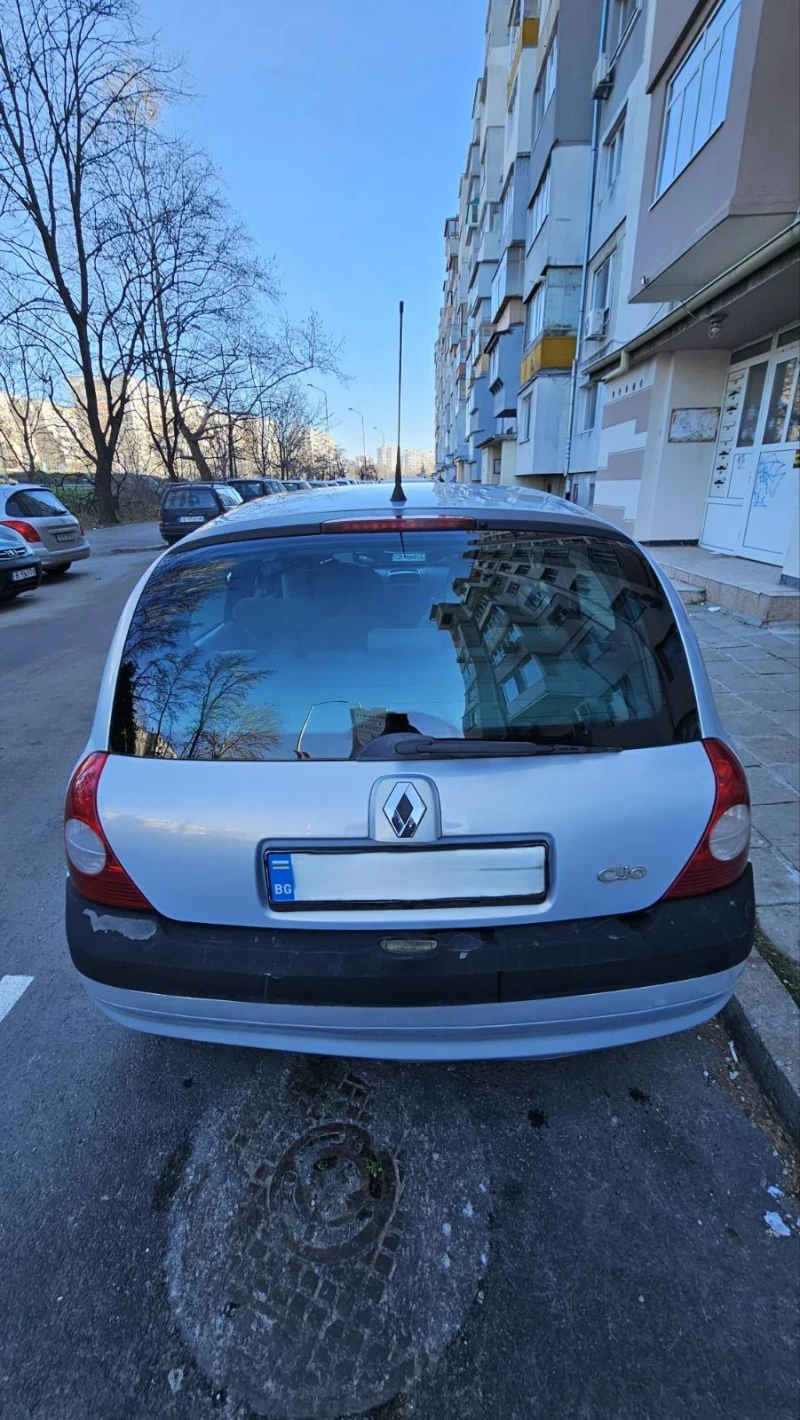 Renault Clio DCi, снимка 8 - Автомобили и джипове - 49606003