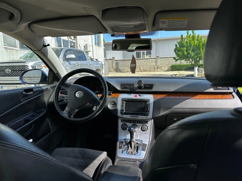 VW Passat 2.0 TDI 140 к.с , снимка 13 - Автомобили и джипове - 52326519