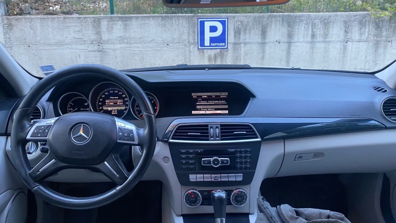 Mercedes-Benz C 200 2.2, снимка 3 - Автомобили и джипове - 52258329