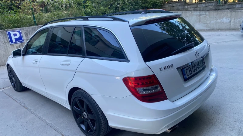 Mercedes-Benz C 200 2.2, снимка 4 - Автомобили и джипове - 52258329