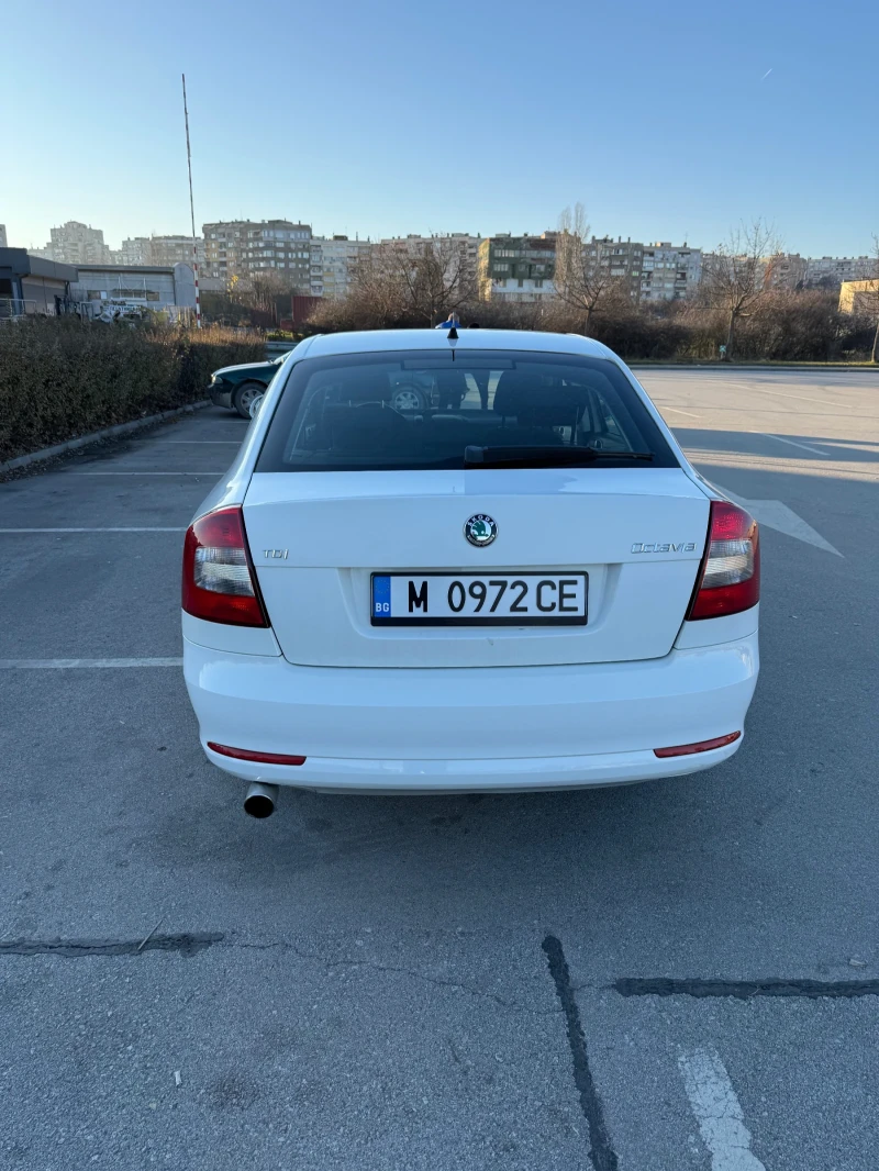 Skoda Octavia 1.6, снимка 4 - Автомобили и джипове - 52791985