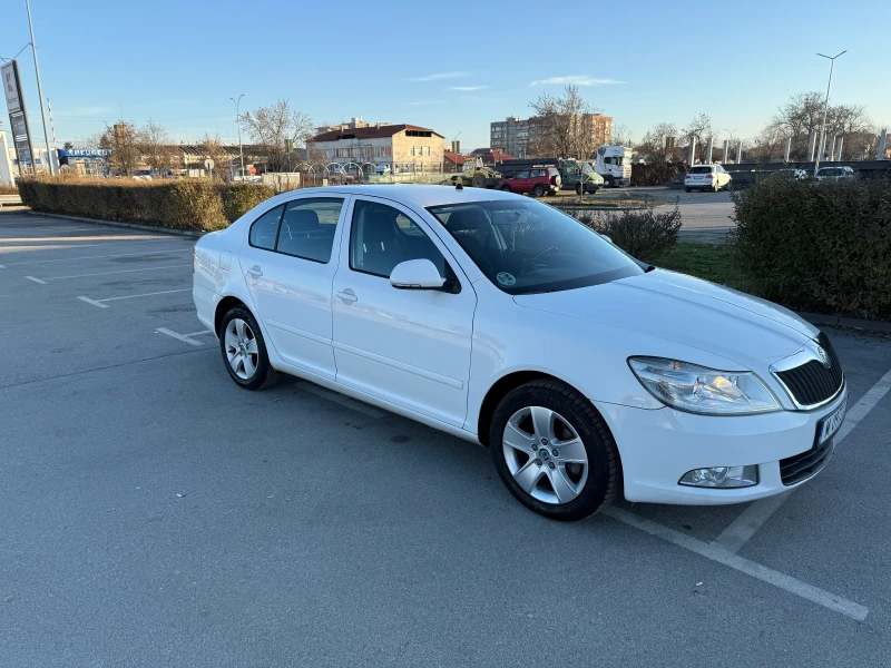 Skoda Octavia 1.6, снимка 5 - Автомобили и джипове - 52791985