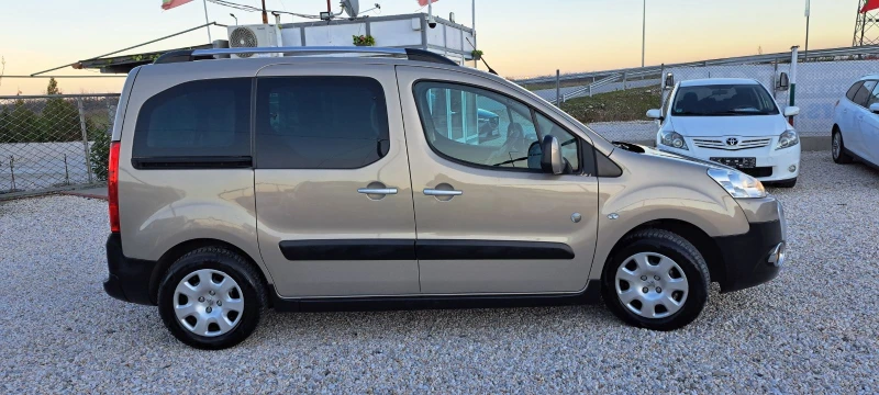 Peugeot Partner 1.6D 115kc Navi, снимка 9 - Автомобили и джипове - 52792817