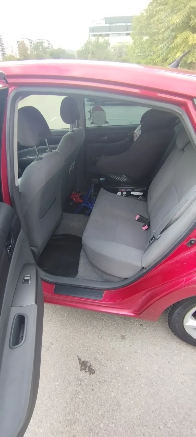 Toyota Prius 1.5 Hybrid + газ, снимка 7 - Автомобили и джипове - 52865723