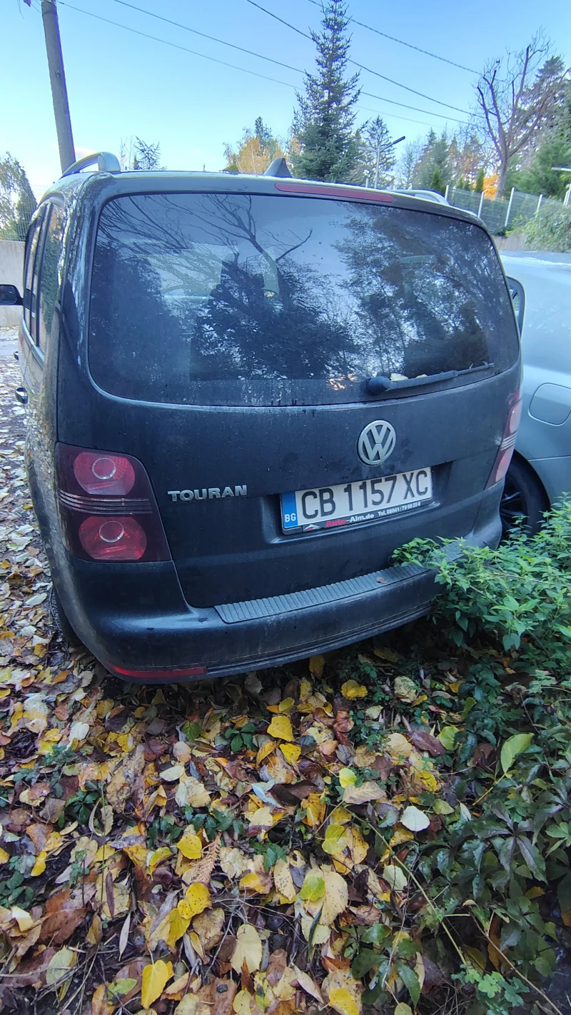 VW Touran, снимка 6 - Автомобили и джипове - 53129809