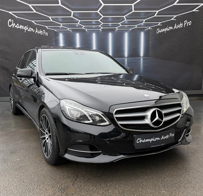 Mercedes-Benz E 220 AMG Packet , снимка 3 - Автомобили и джипове - 53352173