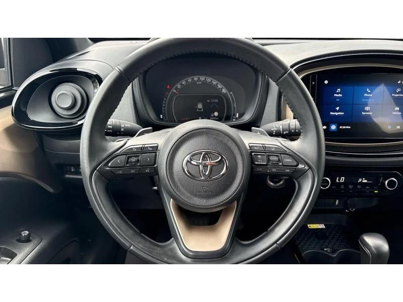 Toyota Aygo X 1.0P CVT COLLECTION, снимка 13 - Автомобили и джипове - 55007079