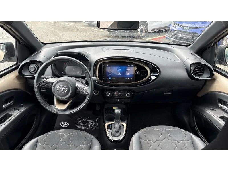 Toyota Aygo X 1.0P CVT COLLECTION, снимка 8 - Автомобили и джипове - 55007079