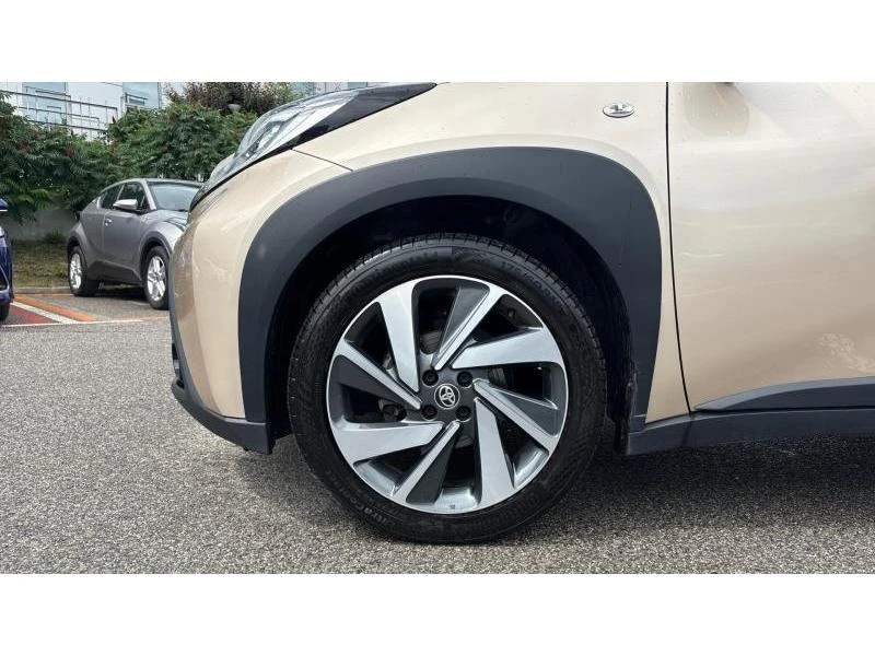 Toyota Aygo X 1.0P CVT COLLECTION, снимка 16 - Автомобили и джипове - 55007079