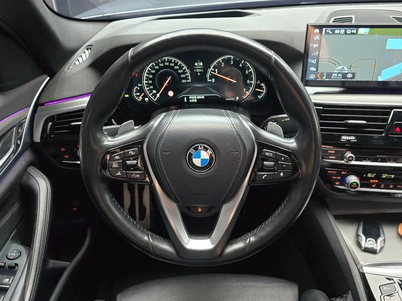 BMW 530 530i M Sport Package| 252к.с.| ВКЛ.ТЕХНОТЕСТ, снимка 13 - Автомобили и джипове - 55395288