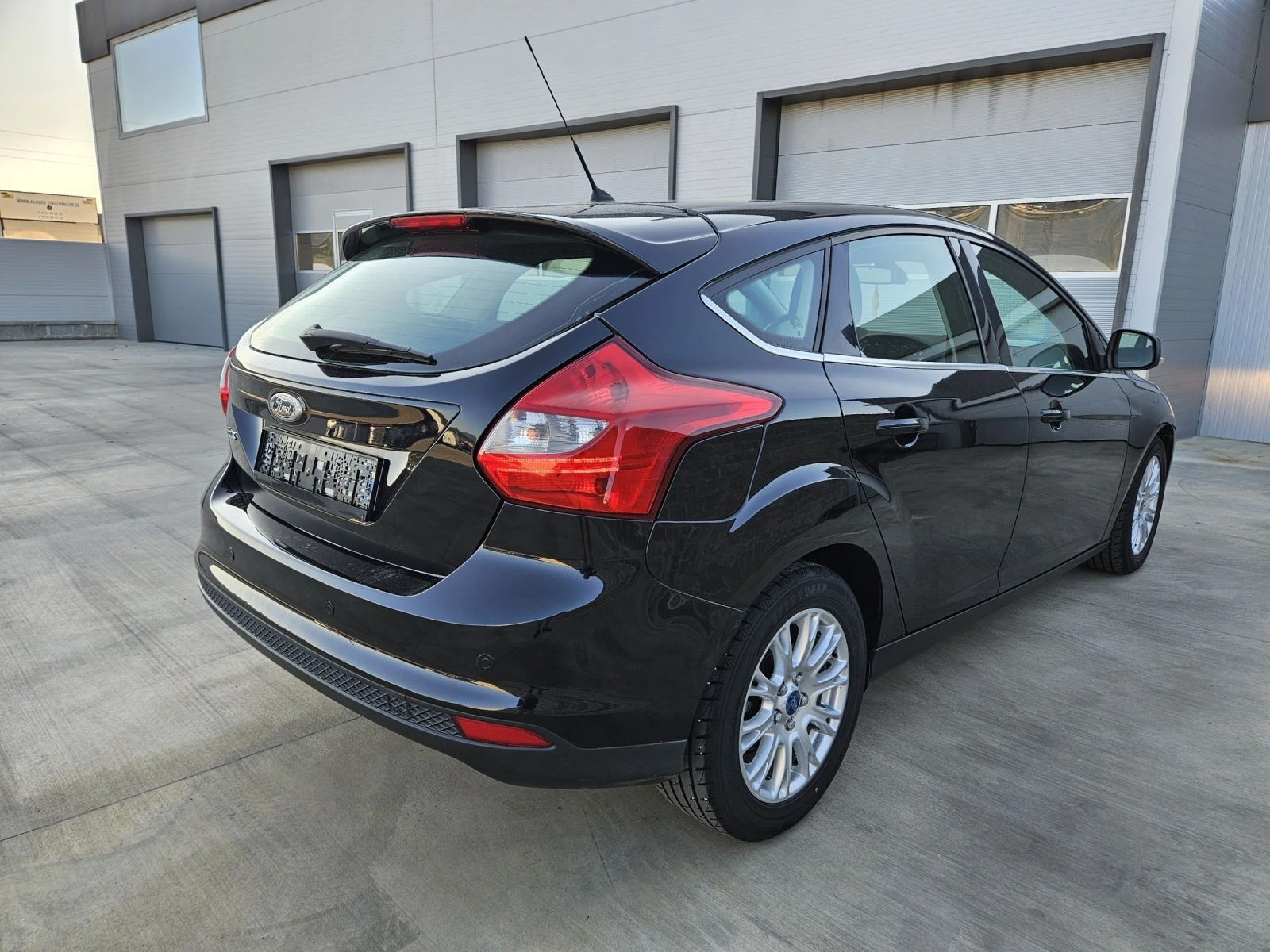 Ford Focus 1.6TDCI / 6 ск. /Titanium  - изображение 7