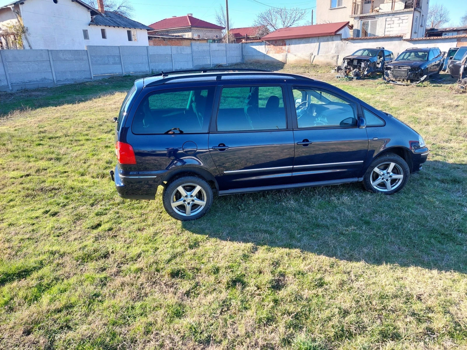 VW Sharan 1.9TDI - изображение 2