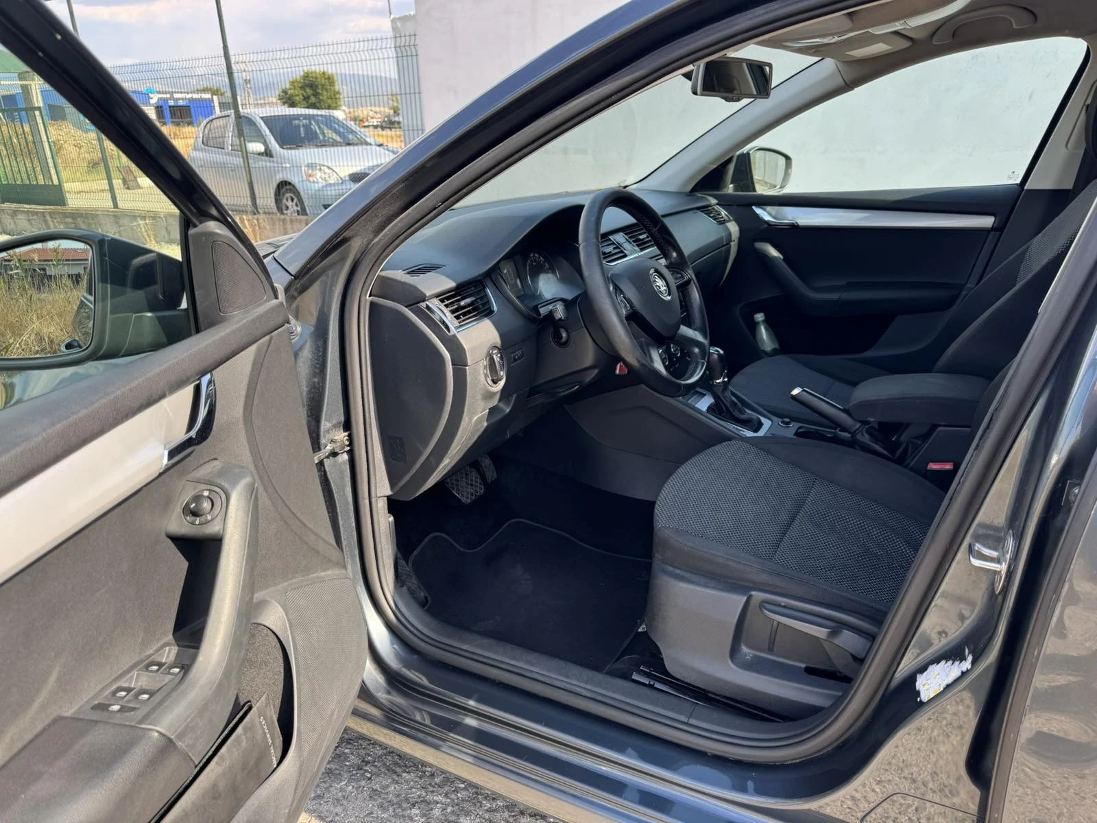 Skoda Octavia 1.6 TDI - изображение 8