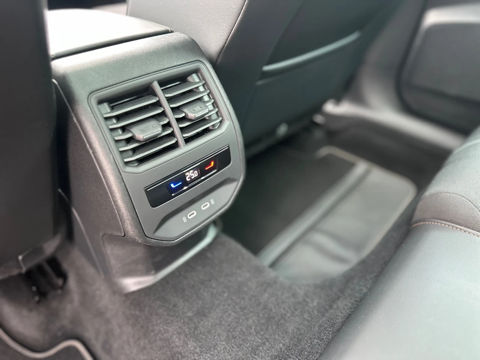 Cupra Formentor Plug-in Hybrid /VZ 245 kc / Full | Mobile.bg   16