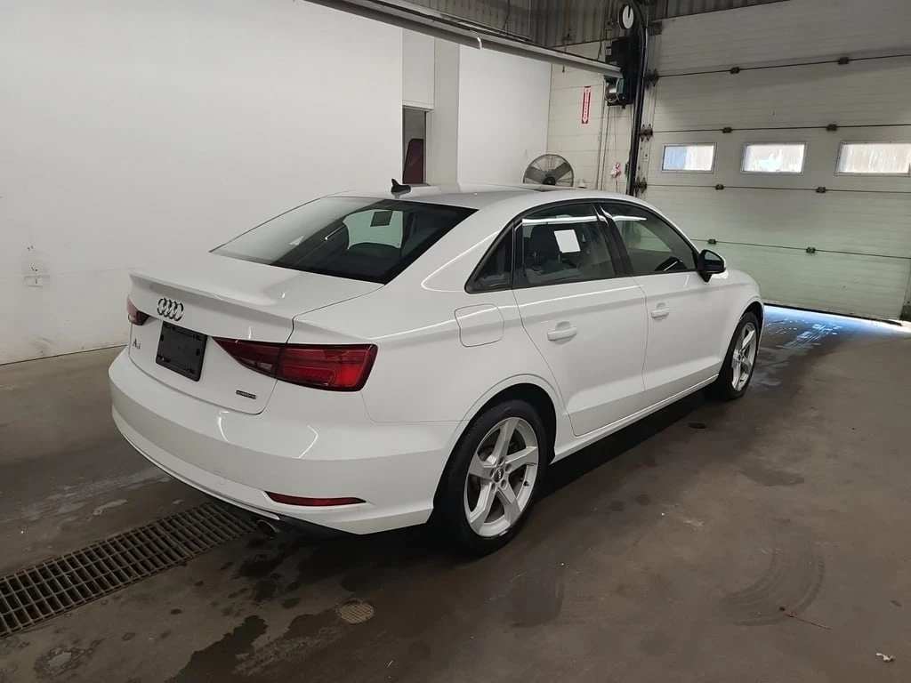 Audi A3 * KOMFORT * CARFAX * БЕЗ ПЪРВОНАЧАЛНА ВНОСКА - изображение 3