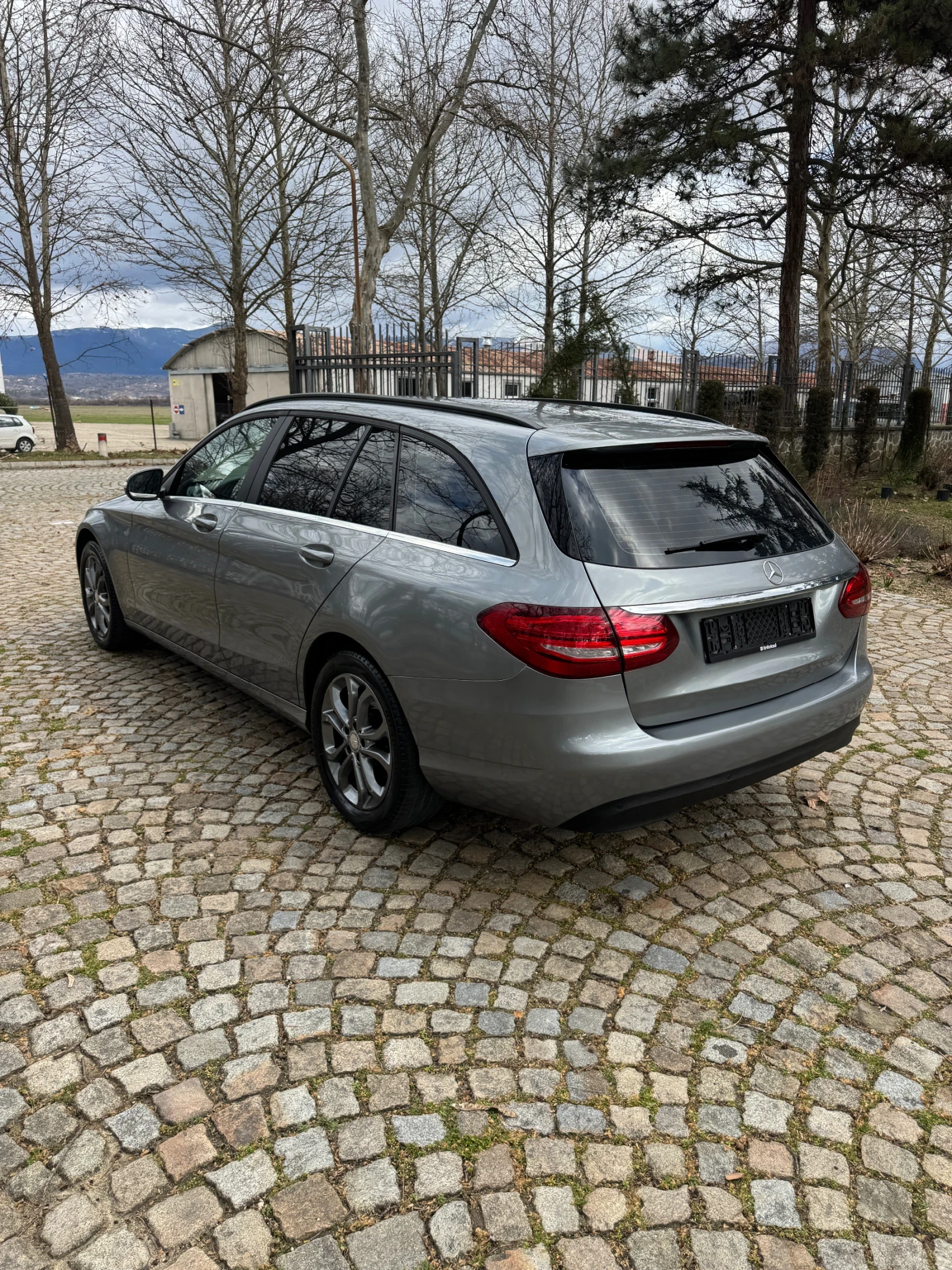 Mercedes-Benz C 220 | Mobile.bg � ����������� 4