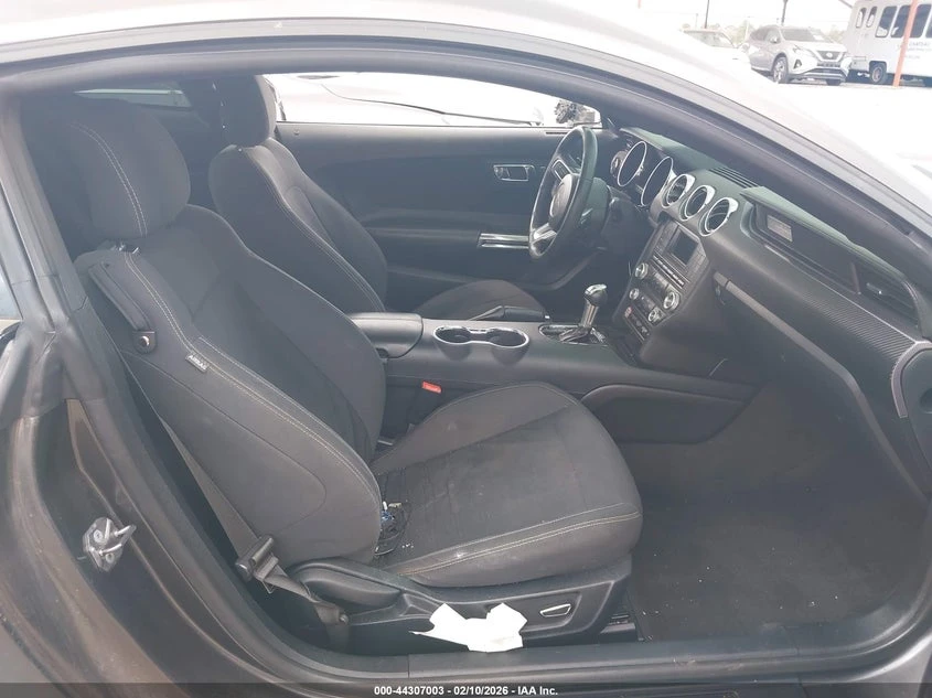 Ford Mustang 2.3l Ecoboost, снимка 5 - Автомобили и джипове - 53751482