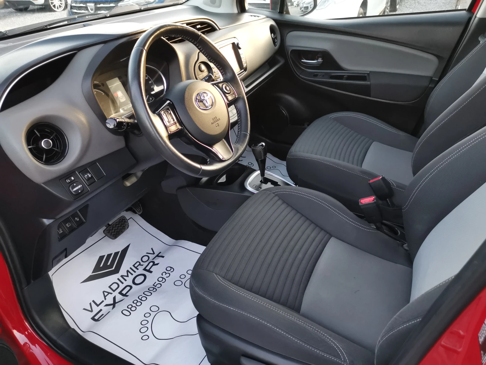 Toyota Yaris 1.5H FACE E6B, снимка 6 - Автомобили и джипове - 53836213