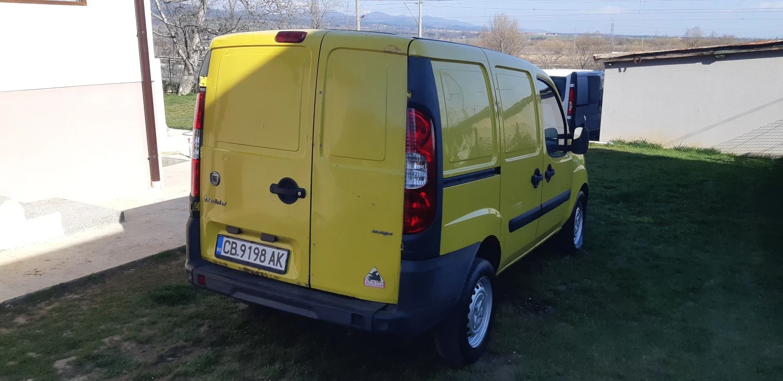 Fiat Doblo 1.3 дизел 90 кс, снимка 4 - Автомобили и джипове - 53848301