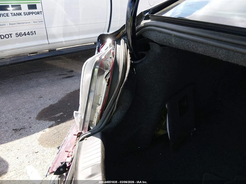 Cadillac XTS 3.6L V-6 DI, DOHC, VVT, 304HP Front Wheel Drive, снимка 15 - Автомобили и джипове - 53879108