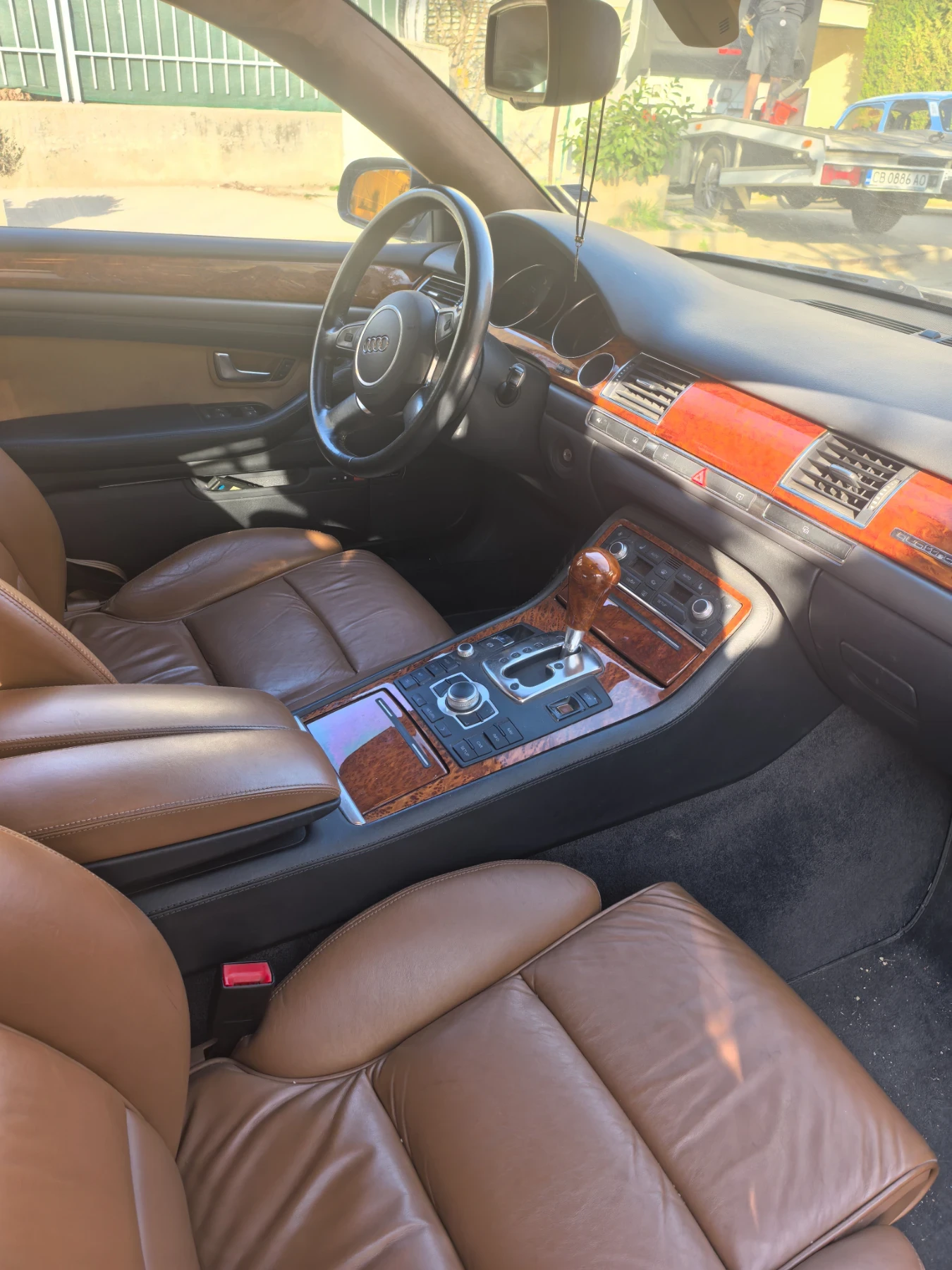 Audi A8, снимка 3 - Автомобили и джипове - 53998632