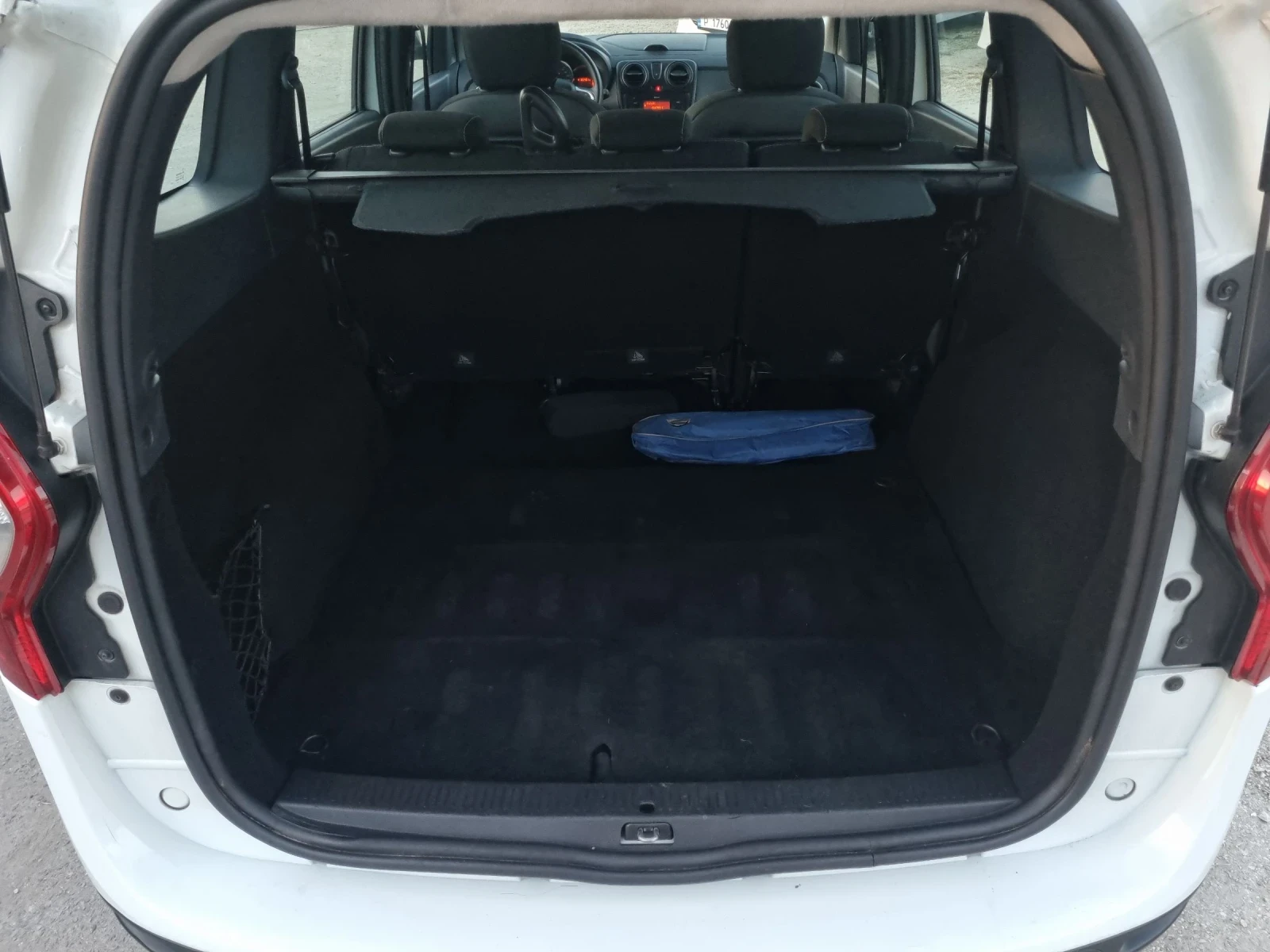 Dacia Lodgy 1.5DCI, снимка 14 - Автомобили и джипове - 54362958