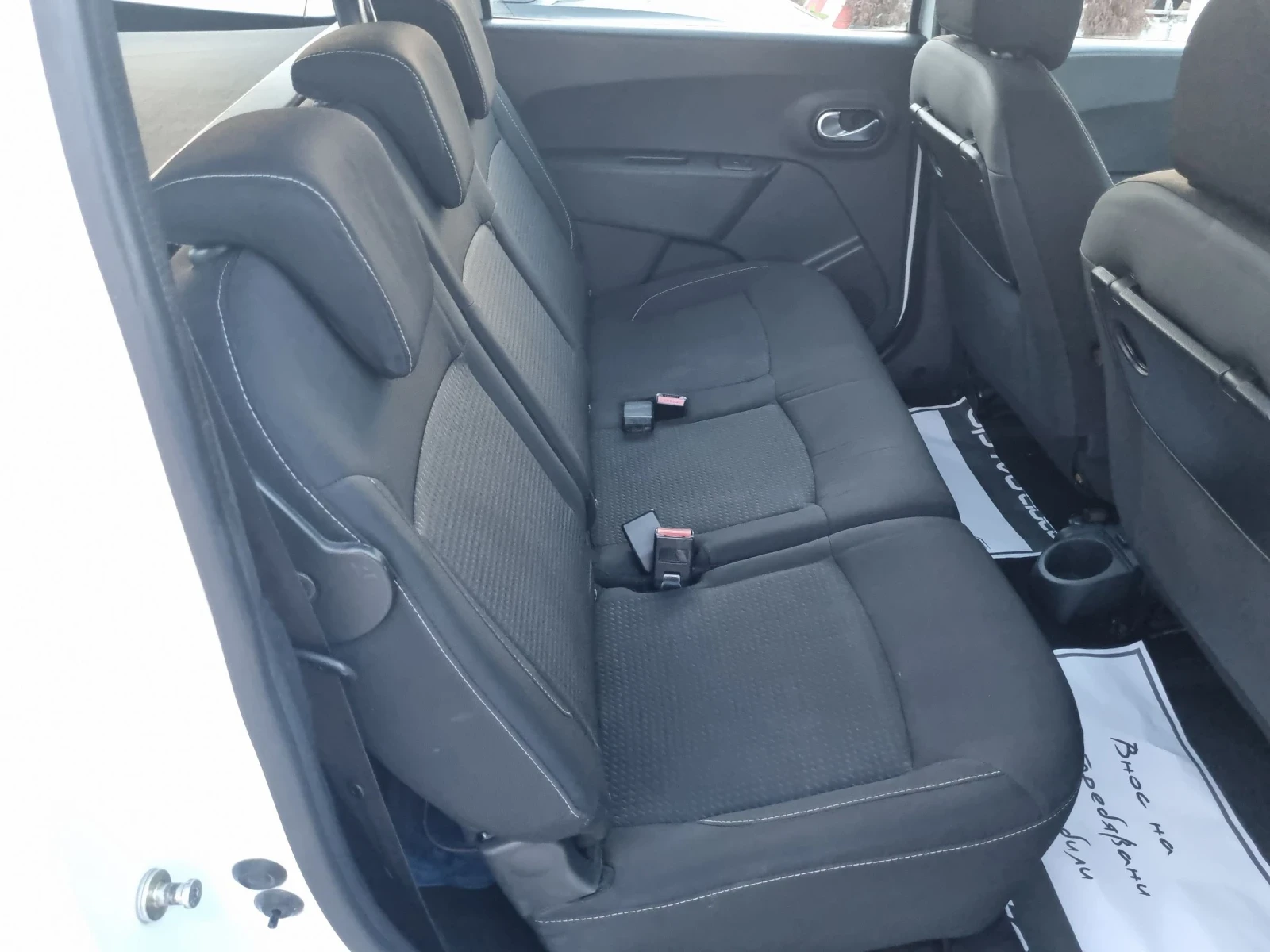 Dacia Lodgy 1.5DCI, снимка 12 - Автомобили и джипове - 54362958