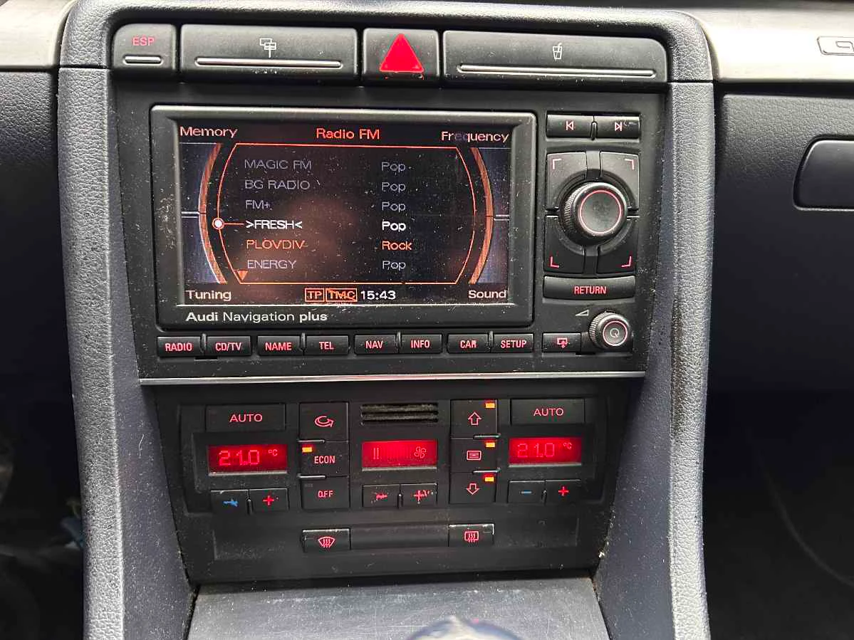 Audi A4 B7, снимка 11 - Автомобили и джипове - 54459541