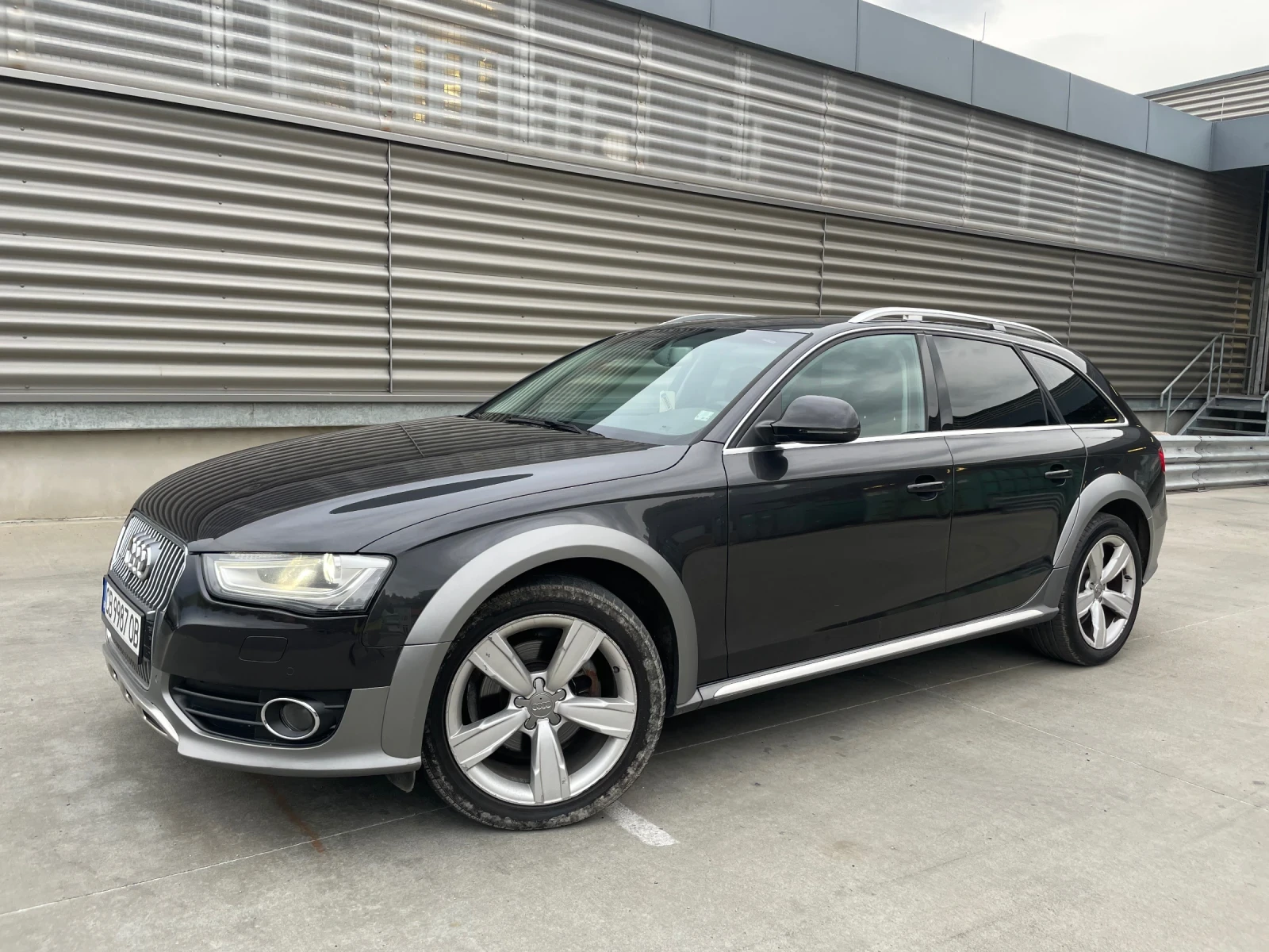 Audi A4 Allroad 2.0TDI FACE NAVI BANG&OLUFSEN LED BI-XENON 4X4