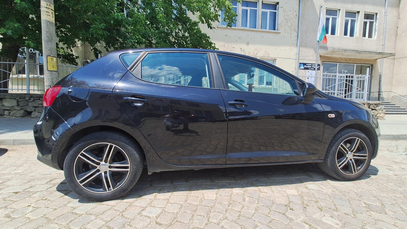 Seat Ibiza 1.4 газ (LandiRenzo)/бензин, снимка 3 - Автомобили и джипове - 54795613